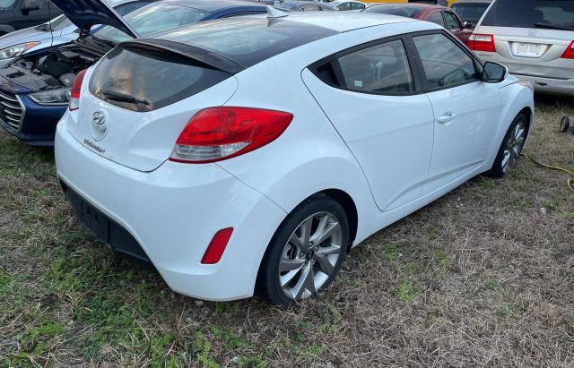 Photo 3 VIN: KMHTC6AD1HU308495 - HYUNDAI VELOSTER 