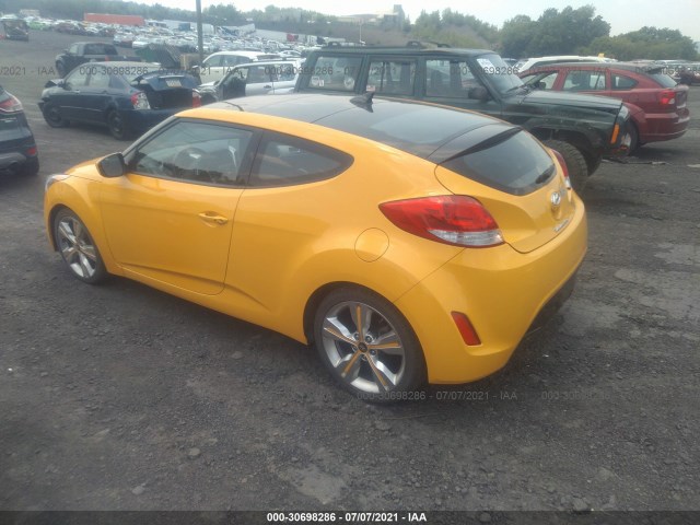 Photo 2 VIN: KMHTC6AD1HU317777 - HYUNDAI VELOSTER 