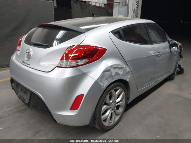 Photo 3 VIN: KMHTC6AD2CU025337 - HYUNDAI VELOSTER 