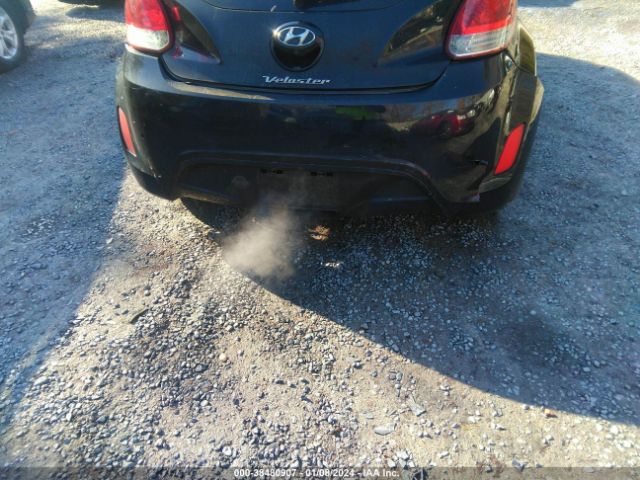 Photo 5 VIN: KMHTC6AD2CU054725 - HYUNDAI VELOSTER 