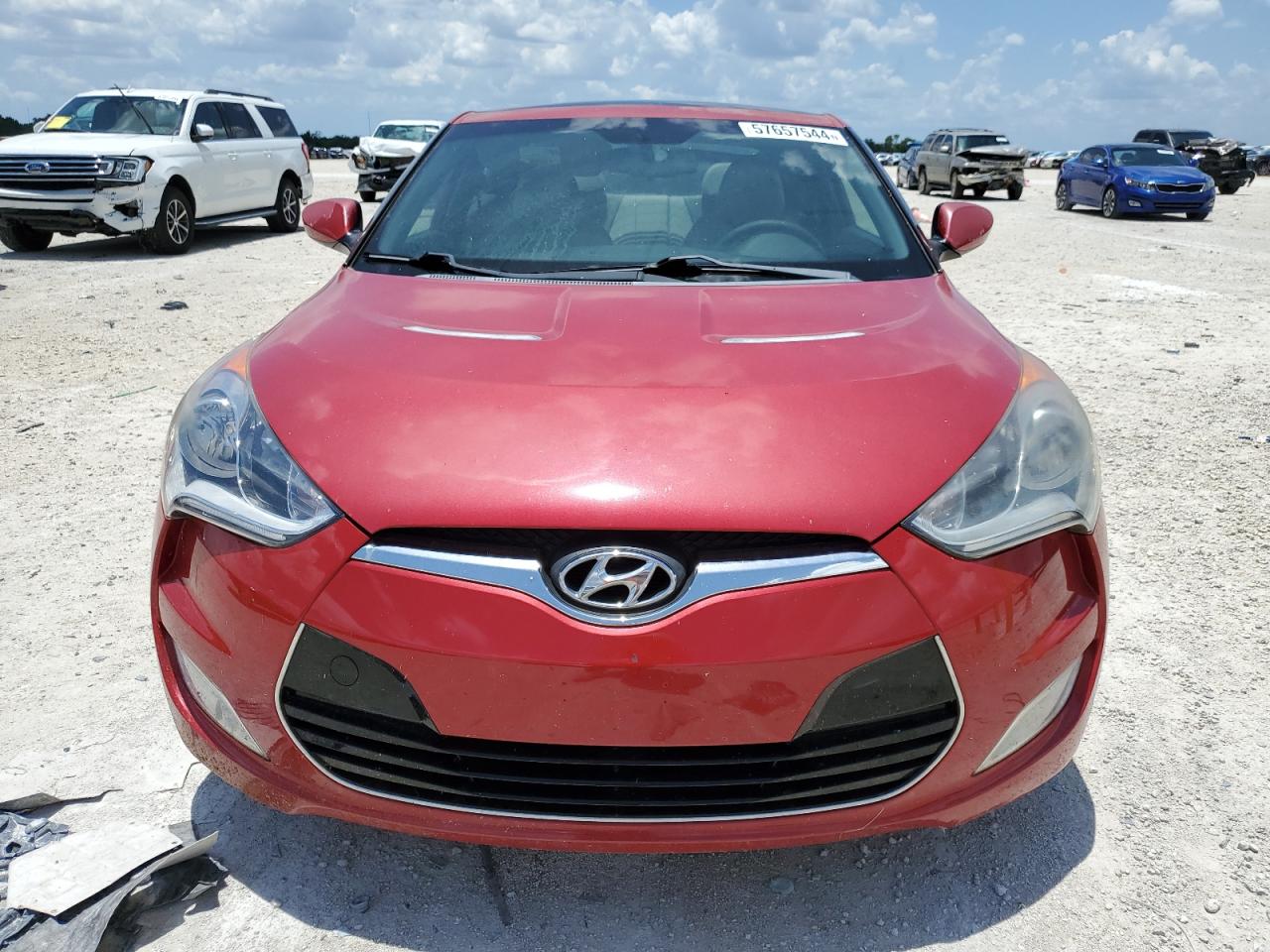 Photo 4 VIN: KMHTC6AD2CU069676 - HYUNDAI VELOSTER 