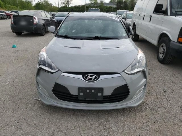 Photo 4 VIN: KMHTC6AD2DU125648 - HYUNDAI VELOSTER 