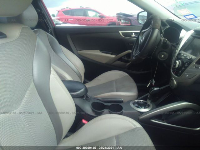 Photo 4 VIN: KMHTC6AD2DU145463 - HYUNDAI VELOSTER 