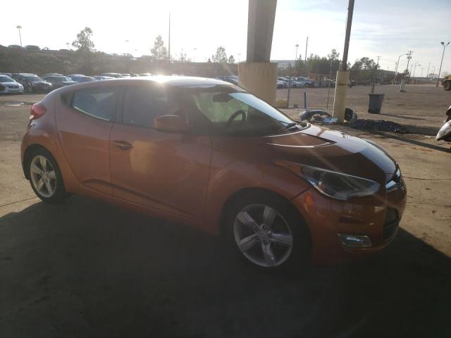 Photo 3 VIN: KMHTC6AD2EU183213 - HYUNDAI VELOSTER 