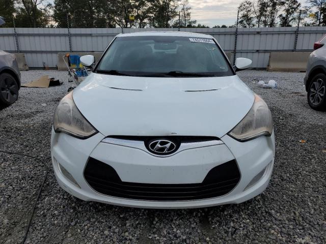 Photo 4 VIN: KMHTC6AD2FU233108 - HYUNDAI VELOSTER 