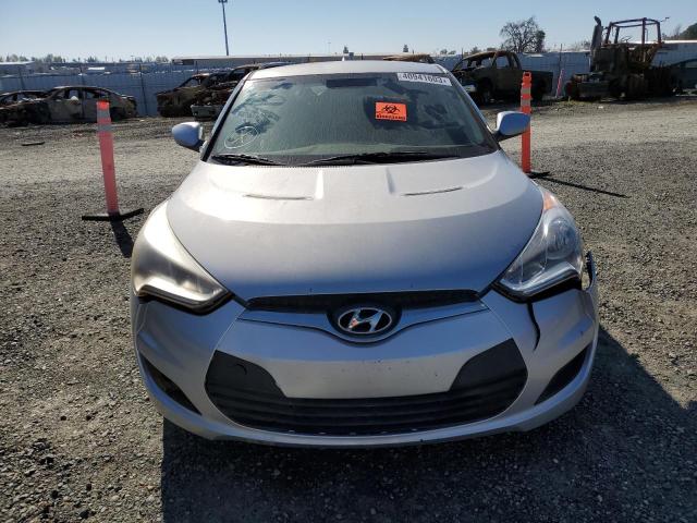 Photo 4 VIN: KMHTC6AD2FU233898 - HYUNDAI VELOSTER 