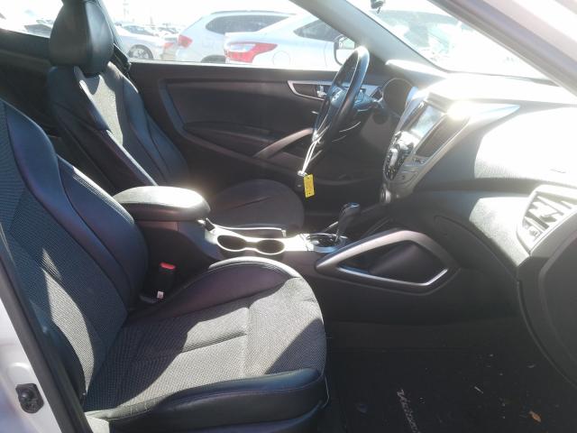 Photo 4 VIN: KMHTC6AD2FU240253 - HYUNDAI VELOSTER 