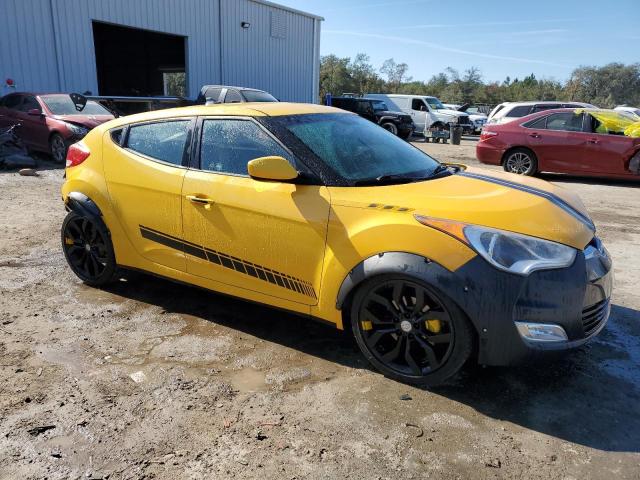 Photo 3 VIN: KMHTC6AD2GU272783 - HYUNDAI VELOSTER 