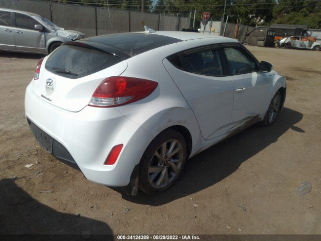 Photo 3 VIN: KMHTC6AD2HU306397 - HYUNDAI VELOSTER 