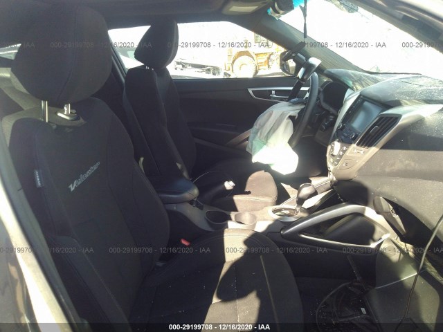 Photo 4 VIN: KMHTC6AD2HU315990 - HYUNDAI VELOSTER 