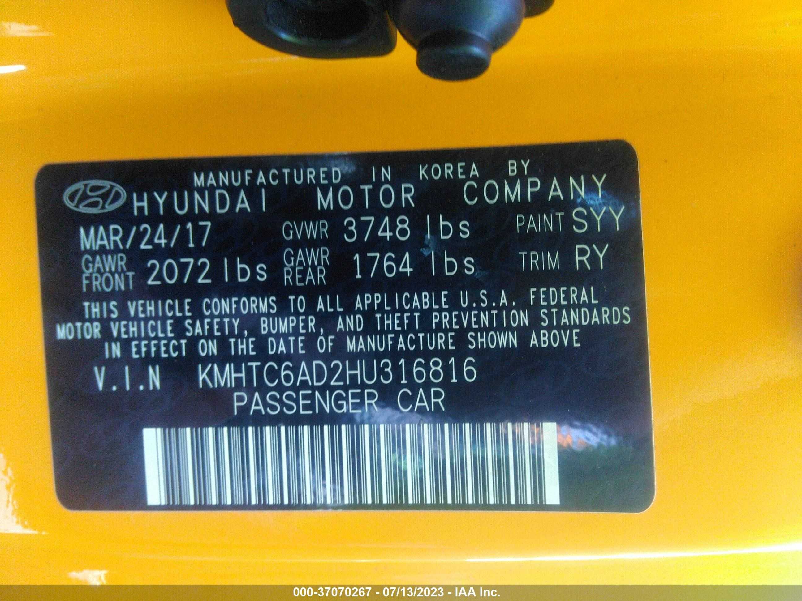 Photo 8 VIN: KMHTC6AD2HU316816 - HYUNDAI VELOSTER 