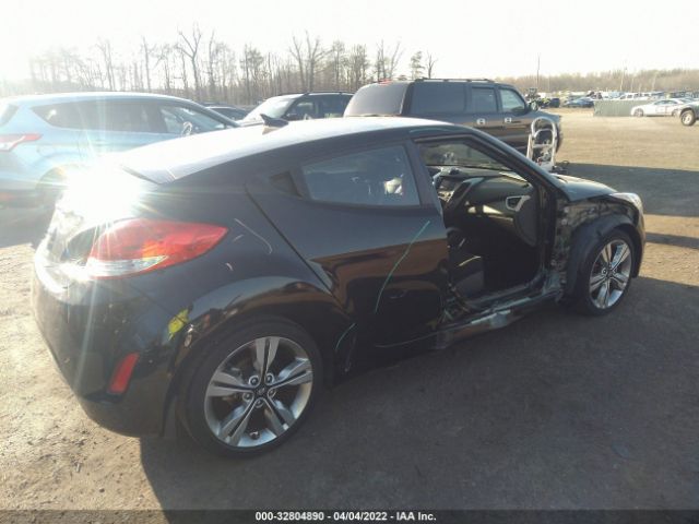 Photo 3 VIN: KMHTC6AD2HU317366 - HYUNDAI VELOSTER 