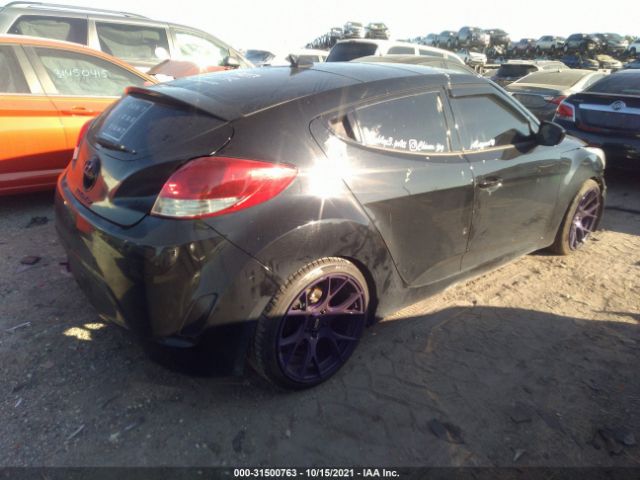 Photo 3 VIN: KMHTC6AD3CU024360 - HYUNDAI VELOSTER 