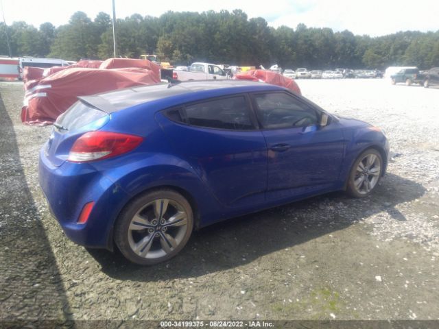 Photo 3 VIN: KMHTC6AD3CU037464 - HYUNDAI VELOSTER 