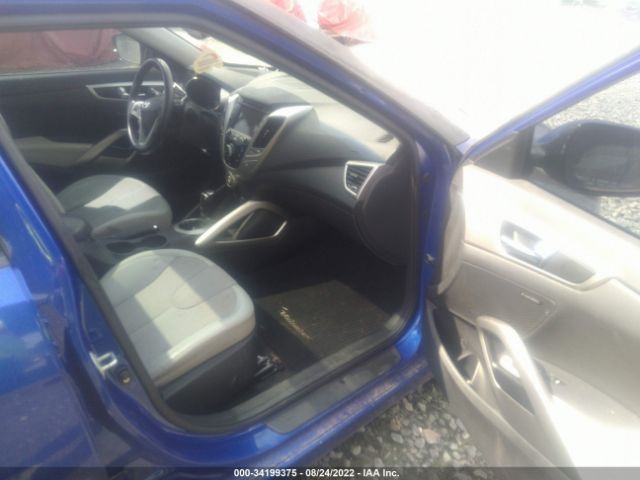 Photo 4 VIN: KMHTC6AD3CU037464 - HYUNDAI VELOSTER 