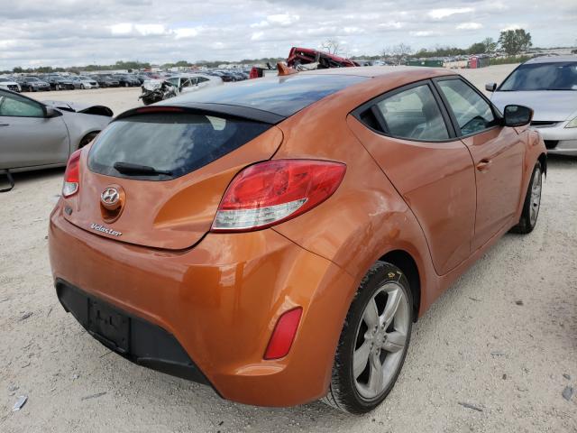 Photo 3 VIN: KMHTC6AD3CU052434 - HYUNDAI VELOSTER 