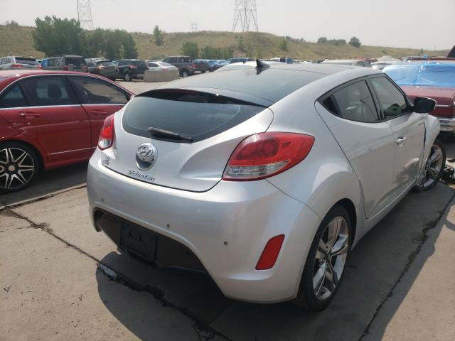 Photo 3 VIN: KMHTC6AD3CU059657 - HYUNDAI VELOSTER 