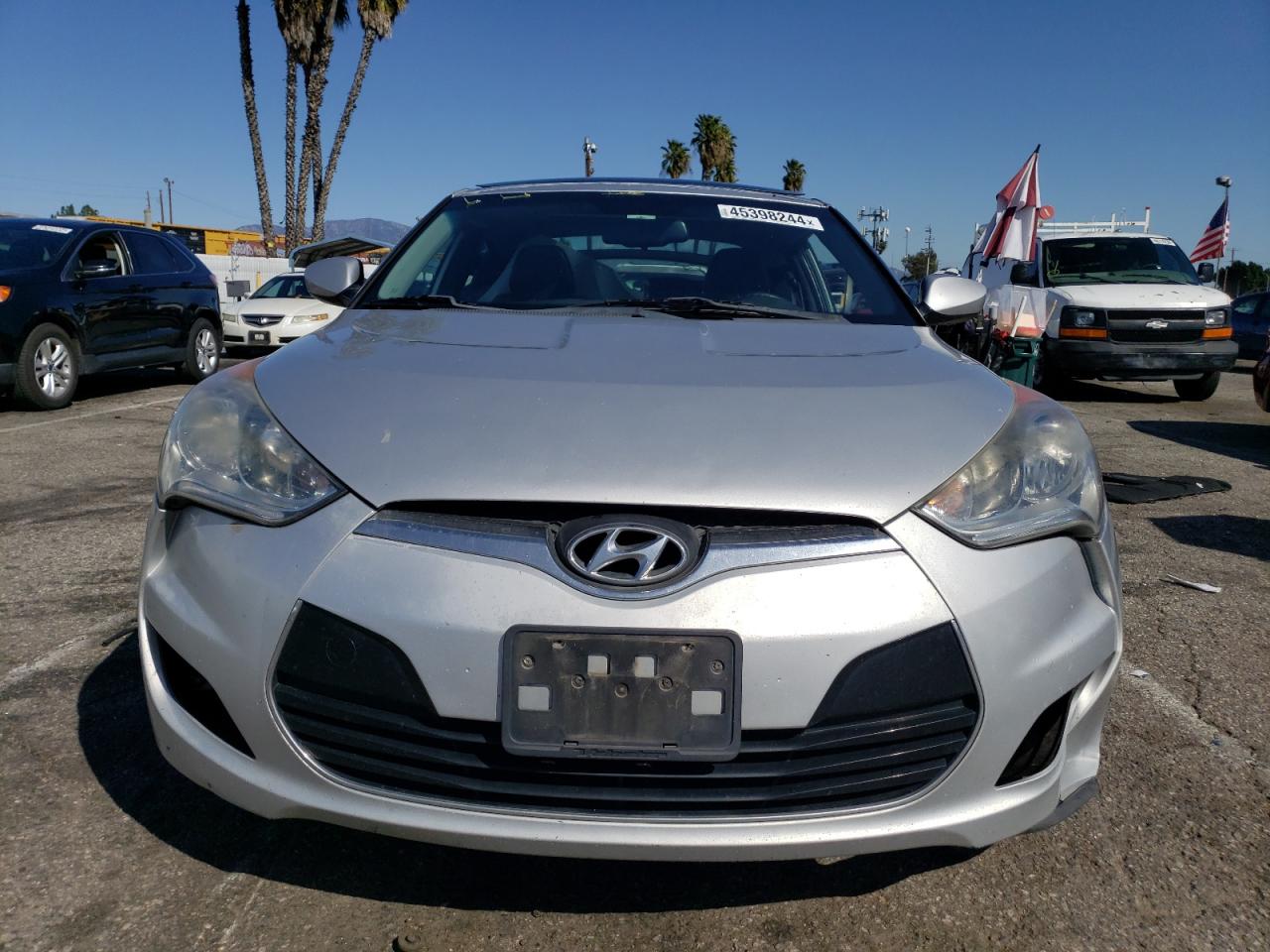 Photo 4 VIN: KMHTC6AD3CU066480 - HYUNDAI VELOSTER 