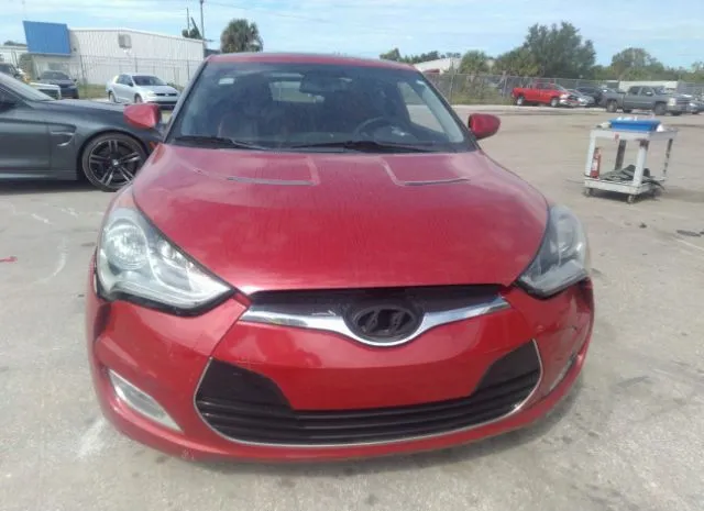 Photo 5 VIN: KMHTC6AD3CU067810 - HYUNDAI VELOSTER 