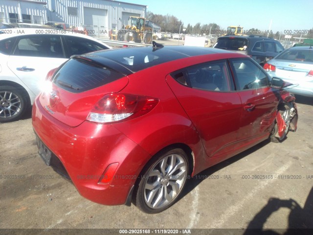 Photo 3 VIN: KMHTC6AD3CU069962 - HYUNDAI VELOSTER 