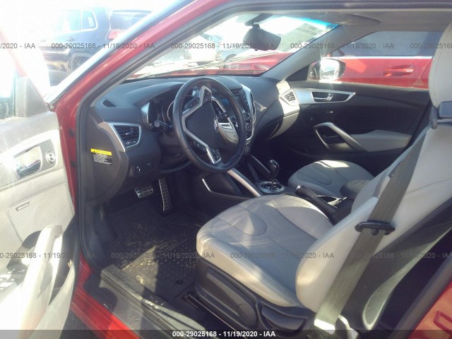 Photo 4 VIN: KMHTC6AD3CU069962 - HYUNDAI VELOSTER 