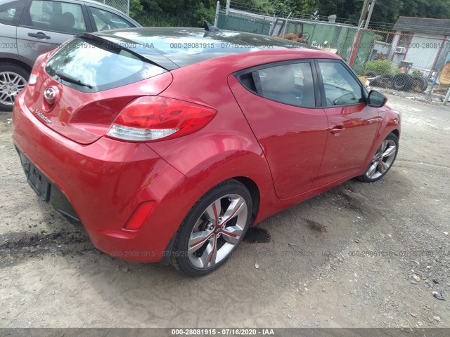 Photo 3 VIN: KMHTC6AD3CU072862 - HYUNDAI VELOSTER 