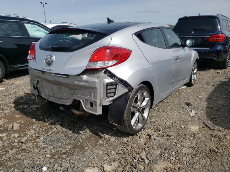 Photo 3 VIN: KMHTC6AD3CU082341 - HYUNDAI VELOSTER 