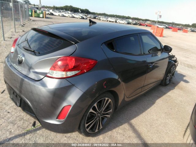 Photo 3 VIN: KMHTC6AD3CU082775 - HYUNDAI VELOSTER 