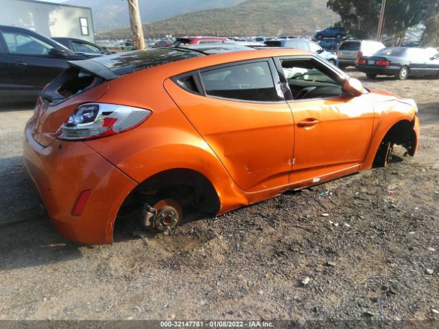 Photo 3 VIN: KMHTC6AD3CU084509 - HYUNDAI VELOSTER 