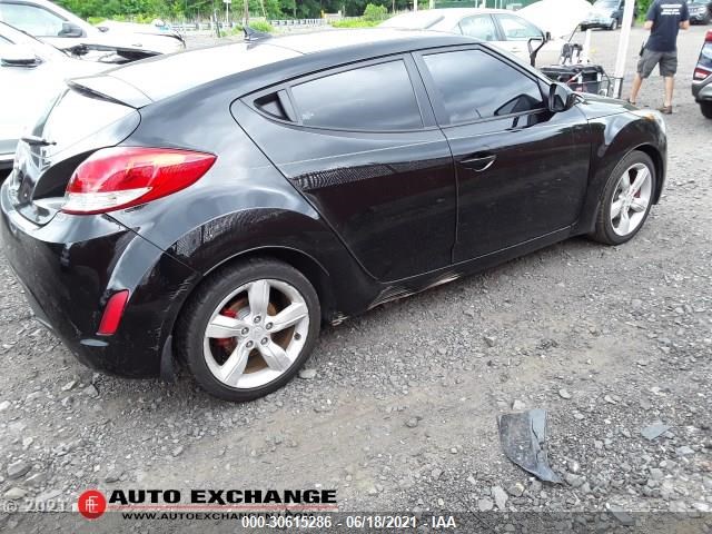 Photo 3 VIN: KMHTC6AD3DU088464 - HYUNDAI VELOSTER 