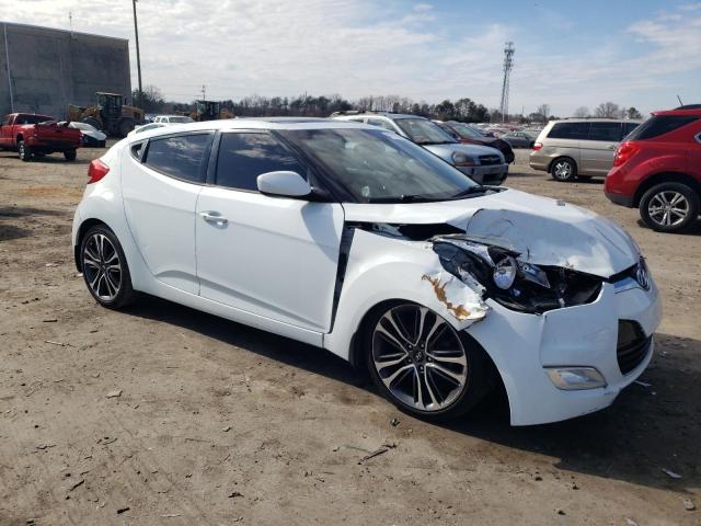 Photo 3 VIN: KMHTC6AD3DU095219 - HYUNDAI VELOSTER 