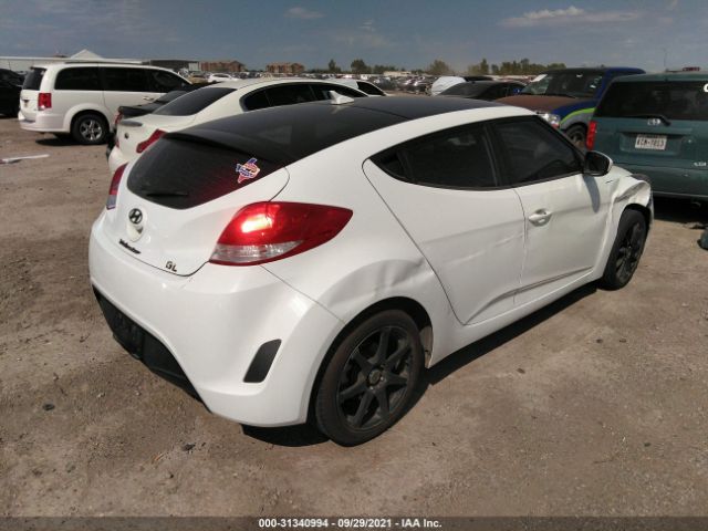 Photo 3 VIN: KMHTC6AD3DU098072 - HYUNDAI VELOSTER 