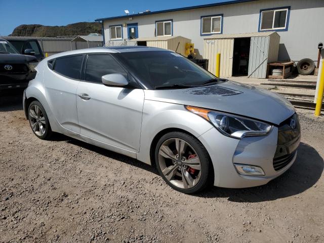 Photo 3 VIN: KMHTC6AD3DU100368 - HYUNDAI VELOSTER 