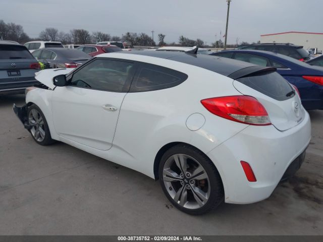 Photo 2 VIN: KMHTC6AD3DU101388 - HYUNDAI VELOSTER 