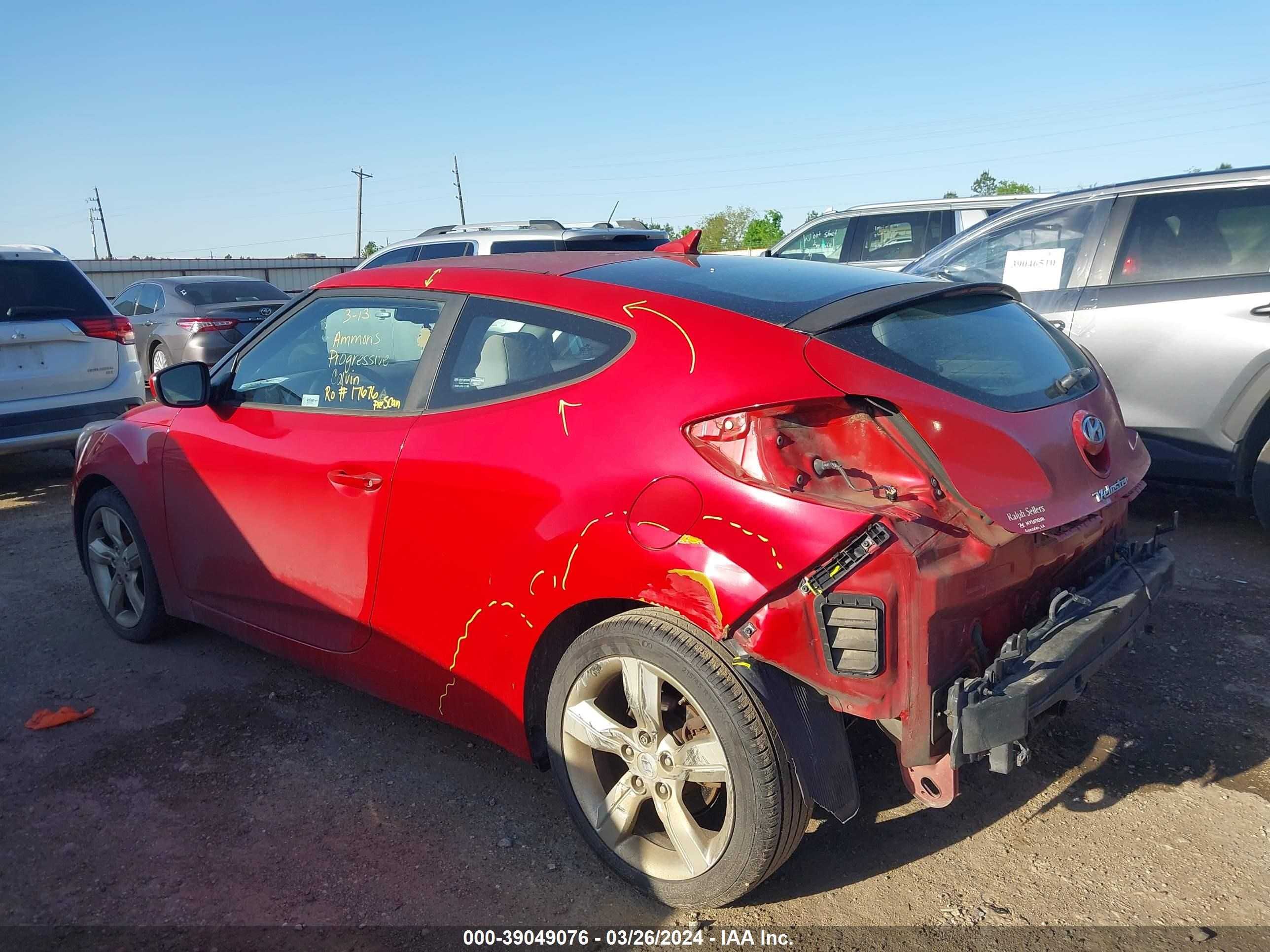 Photo 2 VIN: KMHTC6AD3DU121592 - HYUNDAI VELOSTER 