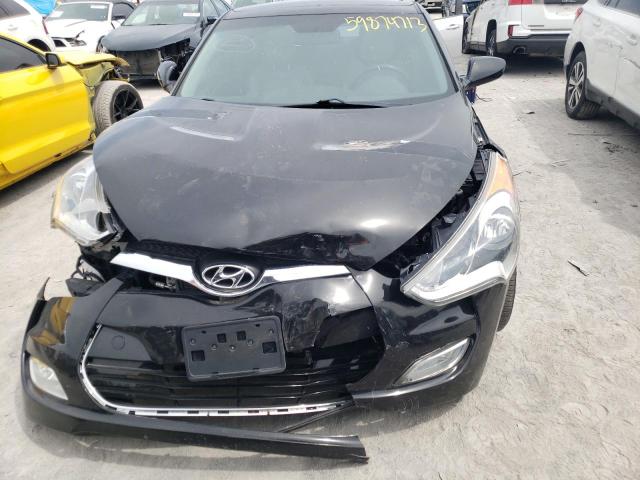 Photo 4 VIN: KMHTC6AD3DU130938 - HYUNDAI VELOSTER 