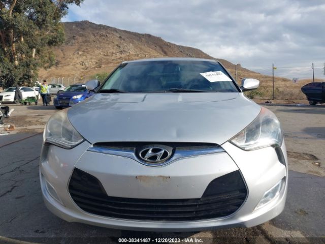 Photo 5 VIN: KMHTC6AD3DU143530 - HYUNDAI VELOSTER 