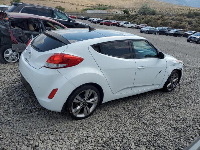 Photo 2 VIN: KMHTC6AD3DU149960 - HYUNDAI VELOSTER 