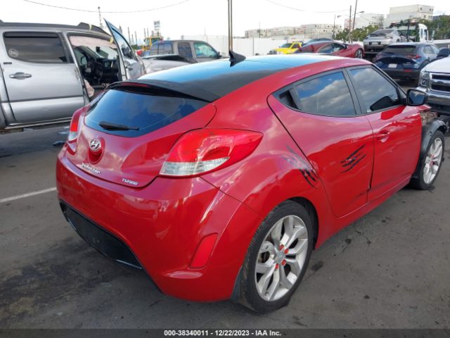 Photo 3 VIN: KMHTC6AD3DU166922 - HYUNDAI VELOSTER 