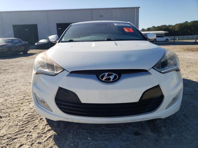 Photo 4 VIN: KMHTC6AD3DU171621 - HYUNDAI VELOSTER 