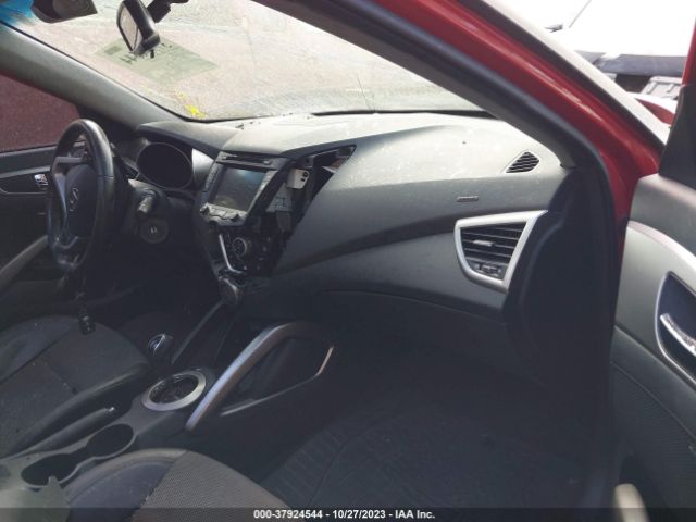 Photo 4 VIN: KMHTC6AD3DU178990 - HYUNDAI VELOSTER 