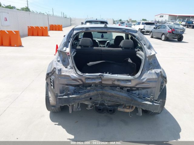 Photo 5 VIN: KMHTC6AD3FU242996 - HYUNDAI VELOSTER 