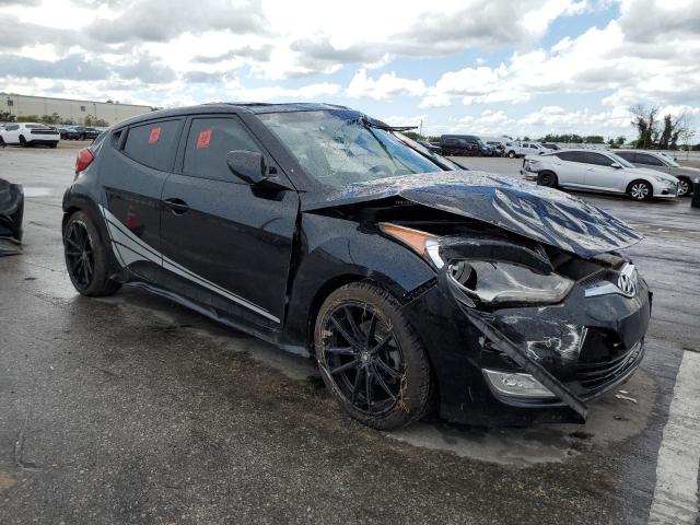 Photo 3 VIN: KMHTC6AD3GU254535 - HYUNDAI VELOSTER 