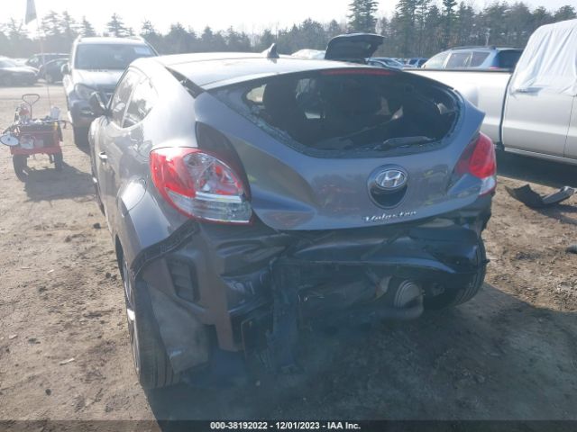 Photo 5 VIN: KMHTC6AD3HU311852 - HYUNDAI VELOSTER 