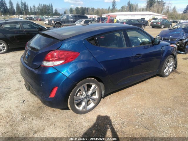 Photo 3 VIN: KMHTC6AD3HU313617 - HYUNDAI VELOSTER 