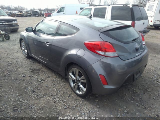 Photo 2 VIN: KMHTC6AD3HU313939 - HYUNDAI VELOSTER 