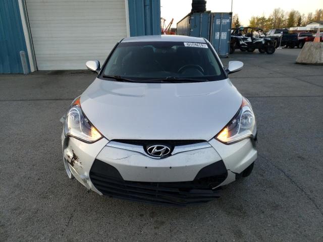 Photo 4 VIN: KMHTC6AD3HU315268 - HYUNDAI VELOSTER 