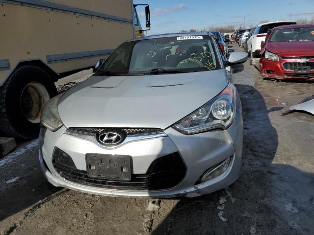 Photo 4 VIN: KMHTC6AD4CU031219 - HYUNDAI VELOSTER 