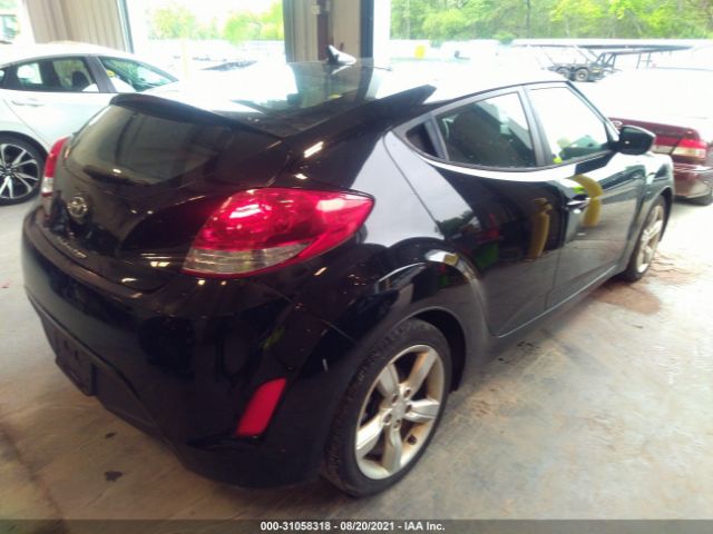 Photo 3 VIN: KMHTC6AD4CU034850 - HYUNDAI VELOSTER 