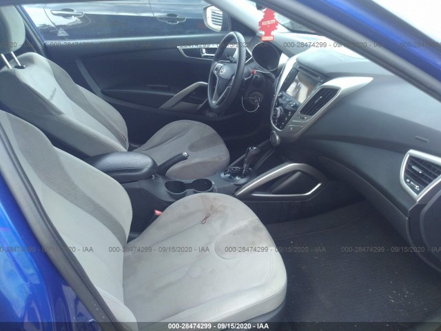 Photo 4 VIN: KMHTC6AD4CU042740 - HYUNDAI VELOSTER 